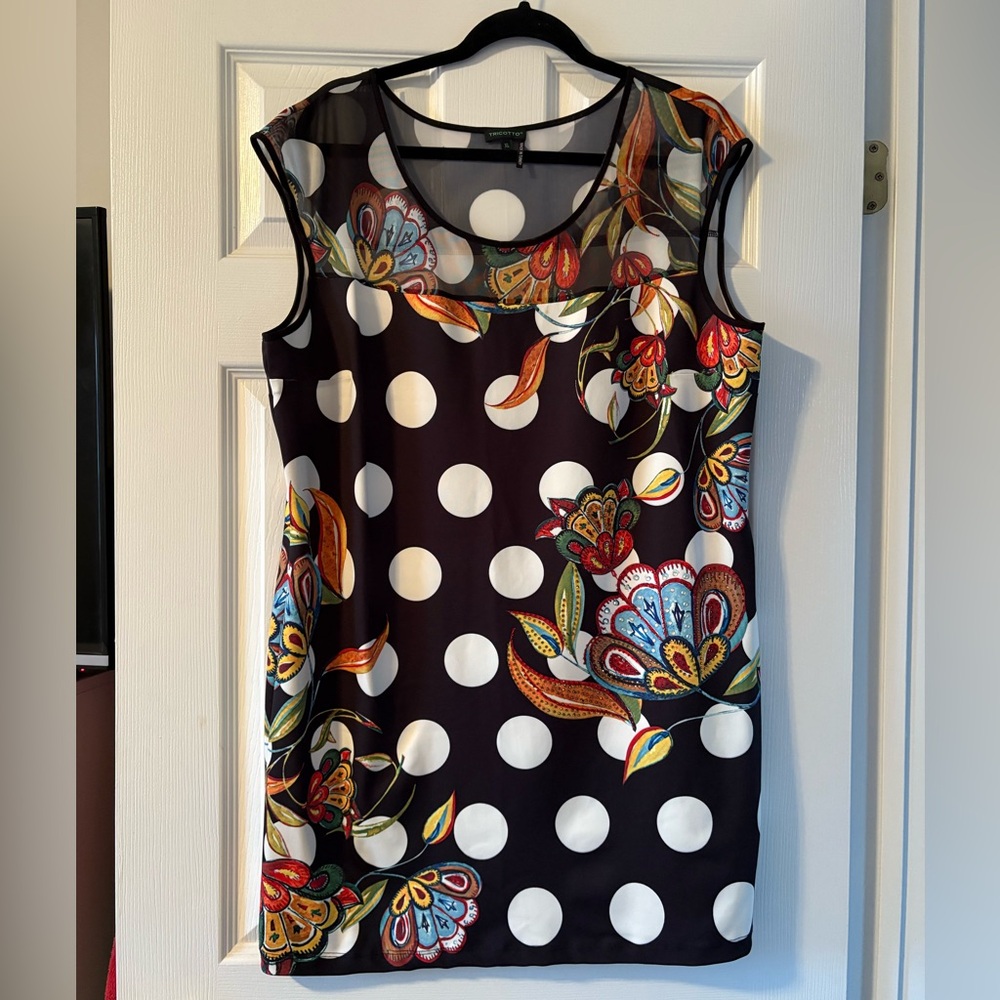 Tricotto Black and White Floral Mini Dress